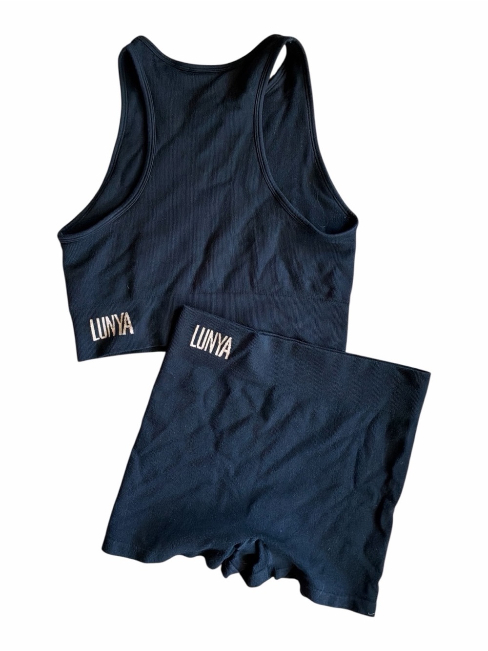 Lunya Seamless Modal Set Black Medium Tank and Shorts
